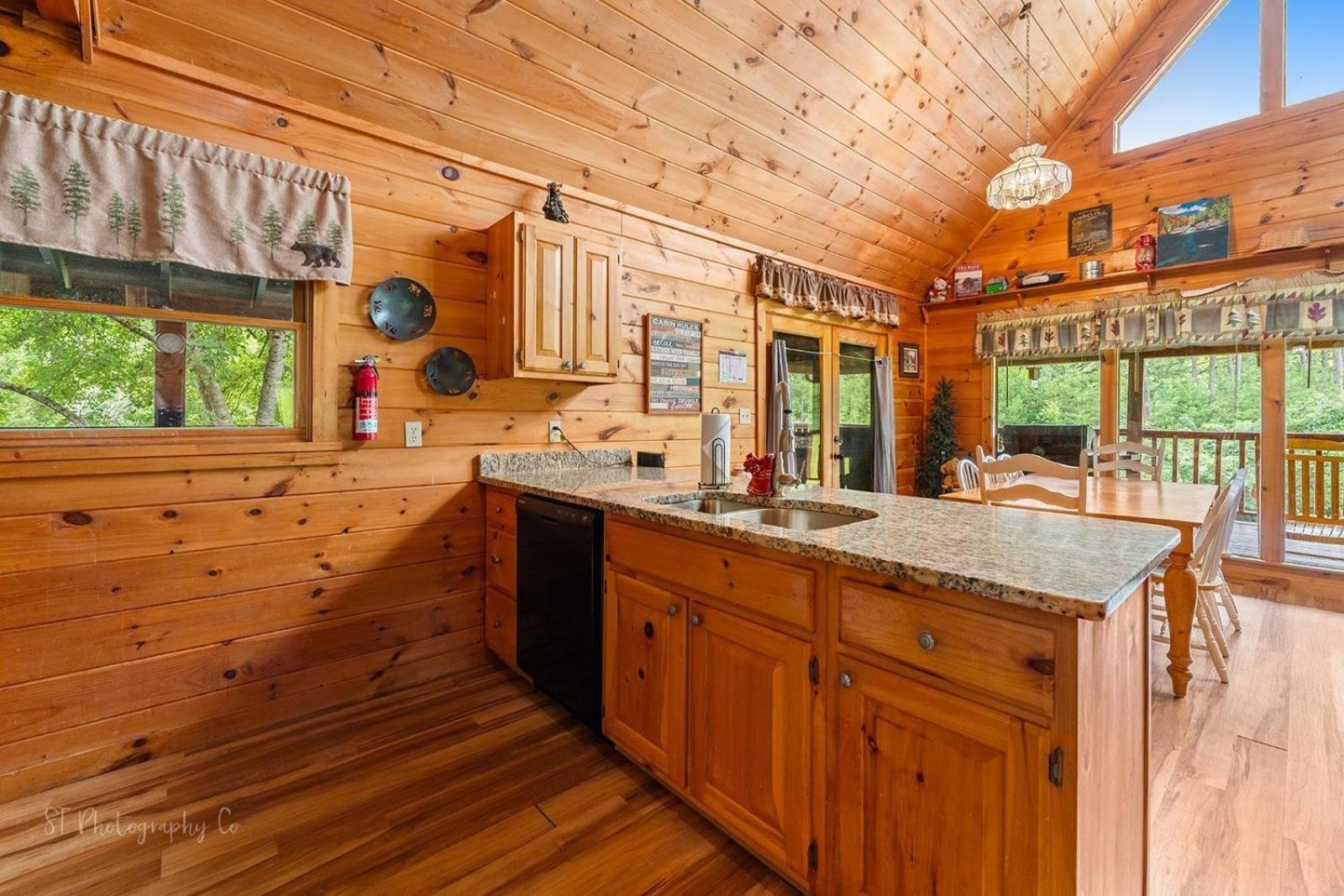 Hibernation Station Cabin Sevierville Dış mekan fotoğraf